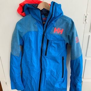 EUC Helly Hansen Powder Queen Ski Jacket